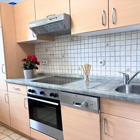 Max Bienenwachs * Wulfen auf Fehmarn